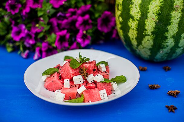 Watermelon salad with the addition of cheese in the menu of fermented milk version of watermelon diet